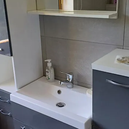 Hisa Jager Apartment